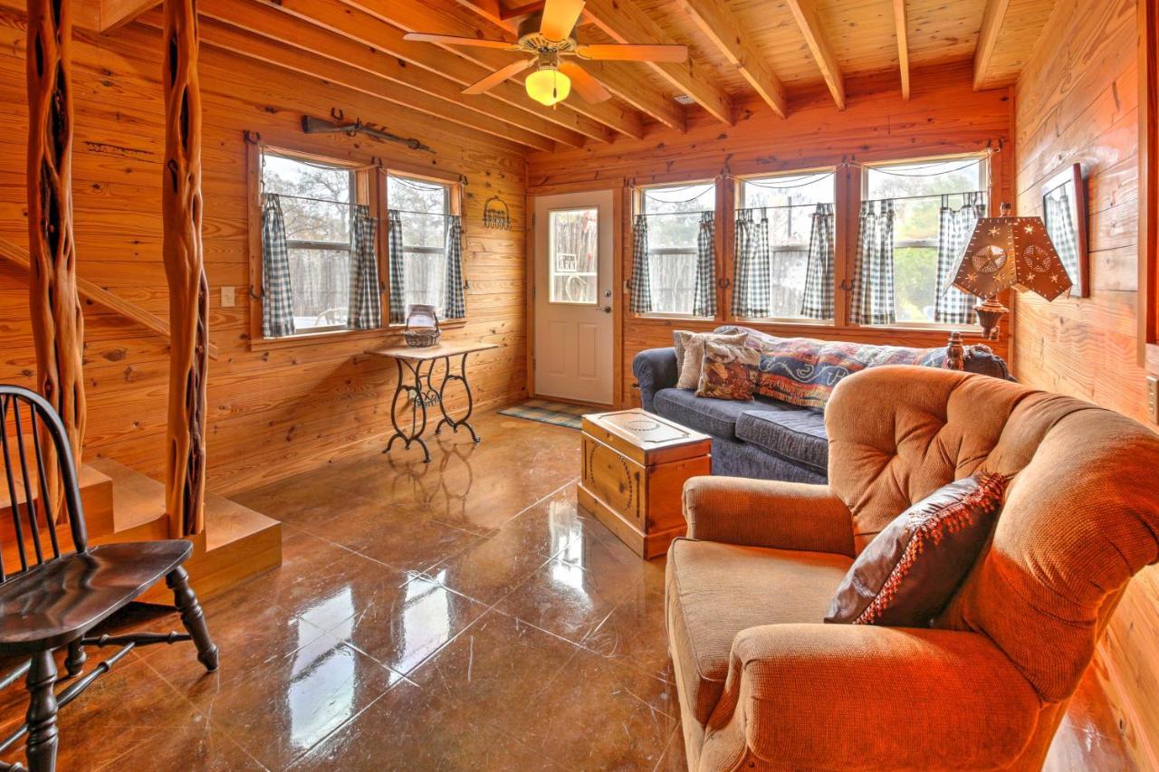 Ark Bunkhouse Fredericksburg Hideaway With Hot Tub别墅 外观 照片