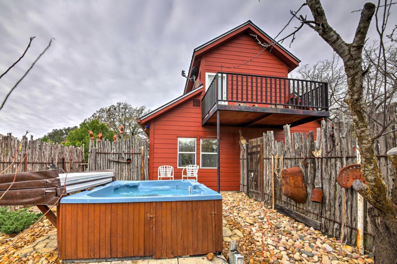 Ark Bunkhouse Fredericksburg Hideaway With Hot Tub别墅 外观 照片