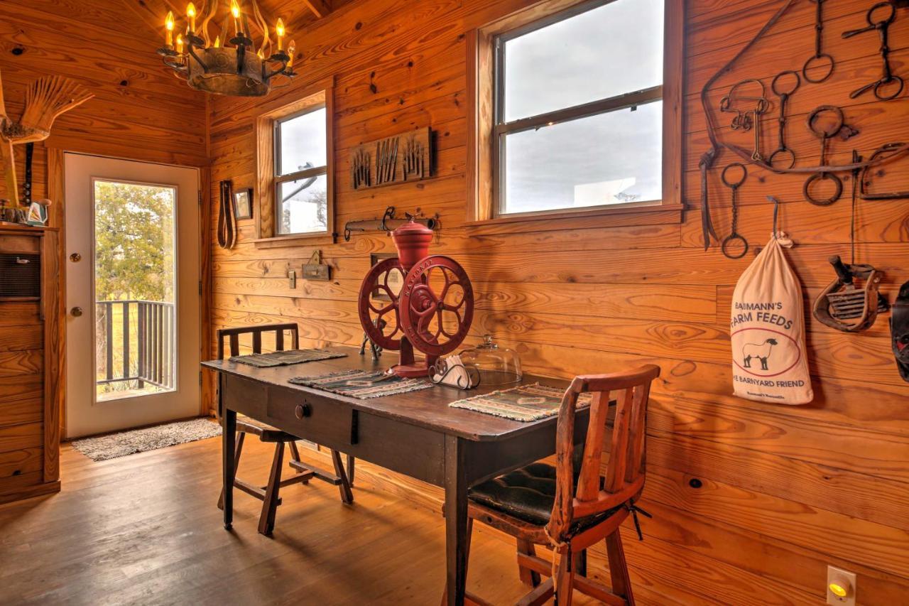 Ark Bunkhouse Fredericksburg Hideaway With Hot Tub别墅 外观 照片