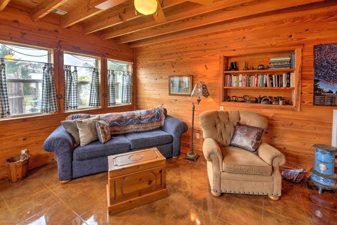 Ark Bunkhouse Fredericksburg Hideaway With Hot Tub别墅 外观 照片