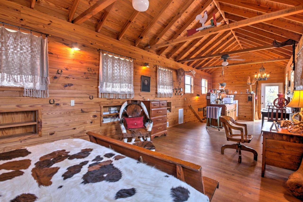 Ark Bunkhouse Fredericksburg Hideaway With Hot Tub别墅 外观 照片