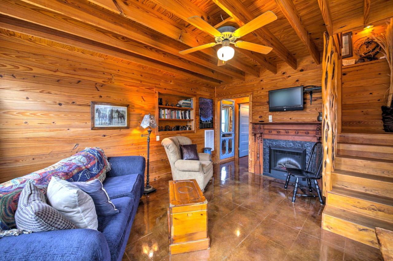Ark Bunkhouse Fredericksburg Hideaway With Hot Tub别墅 外观 照片